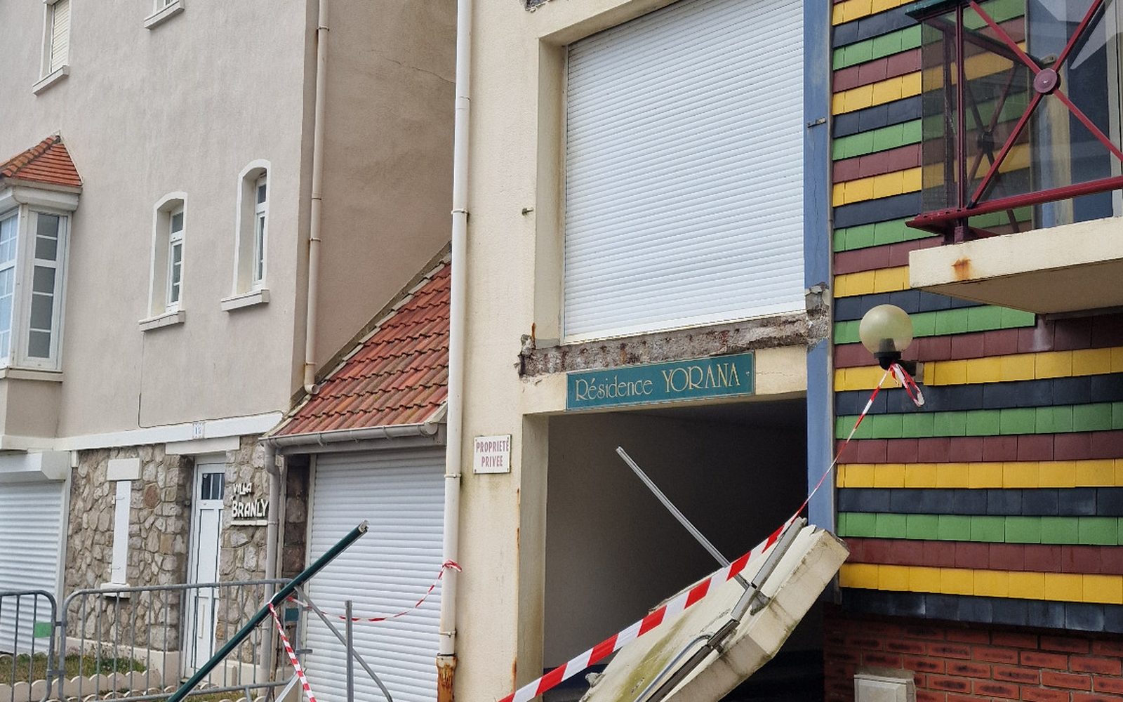 Bâtiment concerné par un diagnostic après la chute d’un élément de balcon